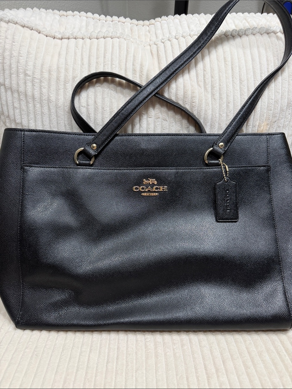 Coach Black Leather Saffiano Tote with Gold Logo.Gently loved.Perfect for laptop